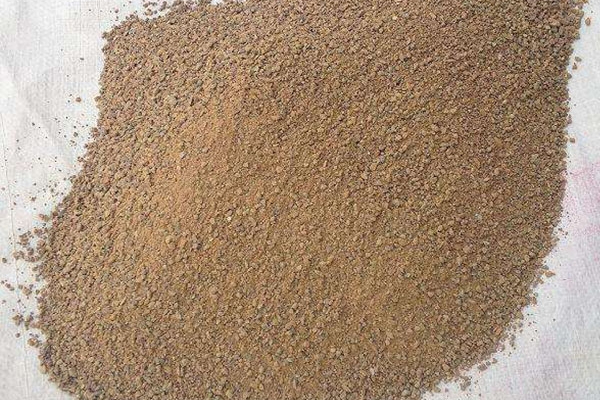 Magnesium ramming mass