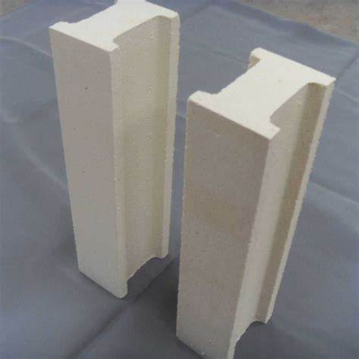 Sintered corundum brick