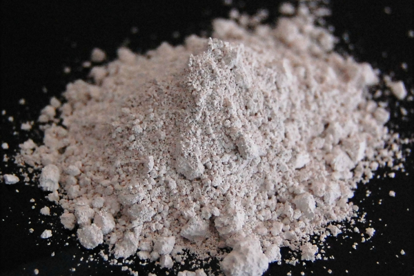 Zirconium silicate powder