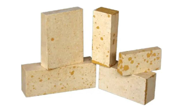 Silica brick